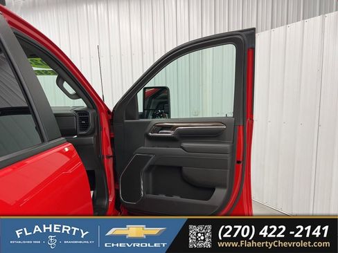 Used 2024 Chevrolet Silverado 3500 LT w/ Convenience Package AWD/4WD image 14