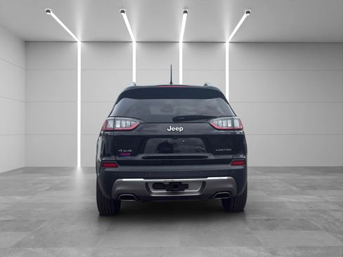 Used 2019 Jeep Cherokee Limited w/ Luxury Group AWD/4WD image 5