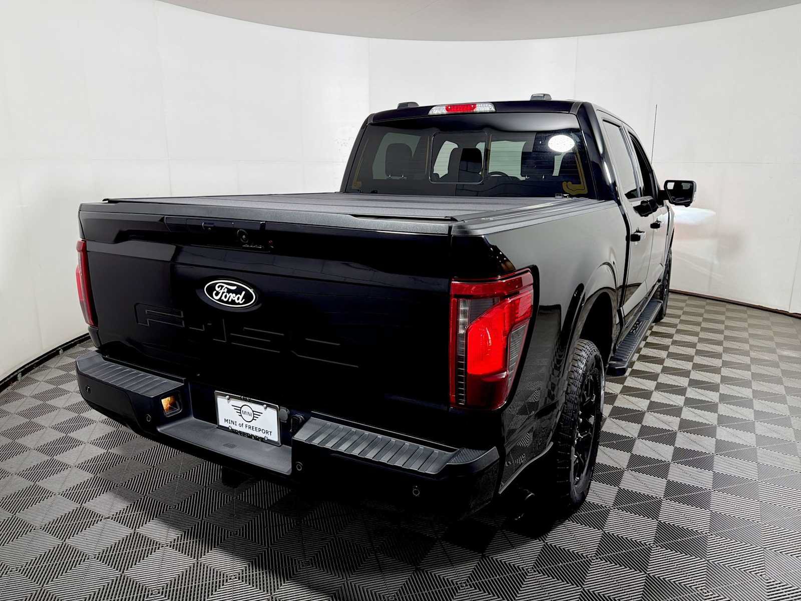 Used 2025 Ford F150 XLT w/ Equipment Group 302A MID AWD/4WD image 6