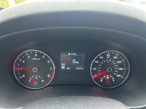 Used 2022 Kia Sportage LX image 13