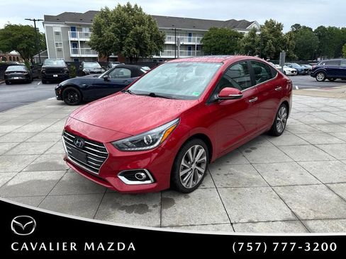 Used 2022 Hyundai Accent Limited FWD image 4