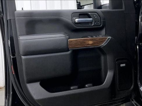 Used 2022 Chevrolet Silverado 3500 High Country AWD/4WD image 21