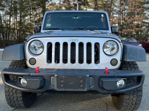 Used 2016 Jeep Wrangler Unlimited Rubicon image 41