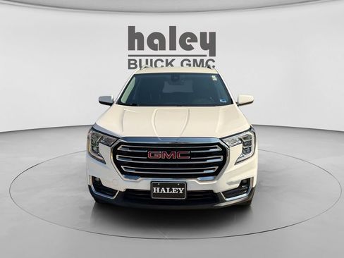 Used 2023 GMC Terrain SLT AWD/4WD image 8