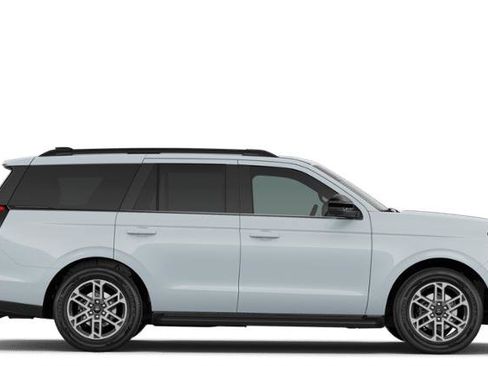 New 2026 Ford Expedition Active image 28