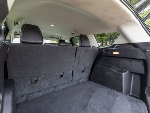 Used 2018 Ford Escape SEL FWD image 10