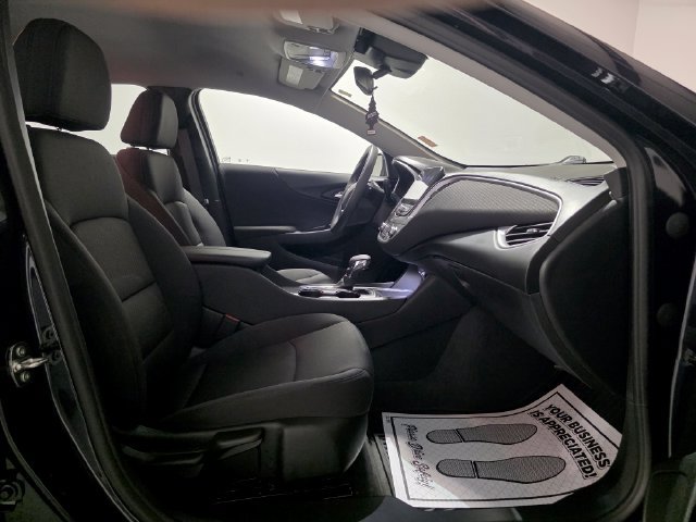 Used 2023 Chevrolet Malibu LT FWD image 28