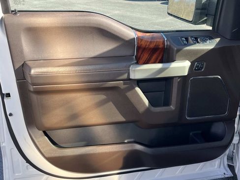 Used 2016 Ford F150 King Ranch w/ Equipment Group 601A Luxury image 24