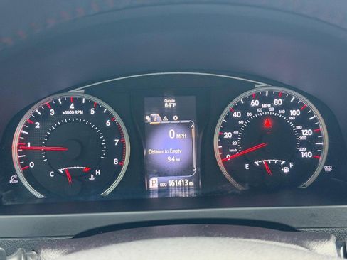 Used 2015 Toyota Camry SE FWD image 18