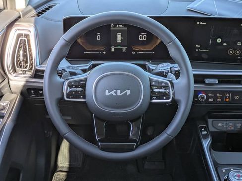 Used 2025 Kia Sorento EX image 21