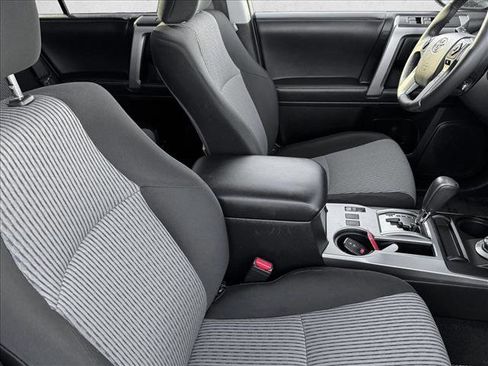 Used 2024 Toyota 4Runner SR5 AWD/4WD image 19