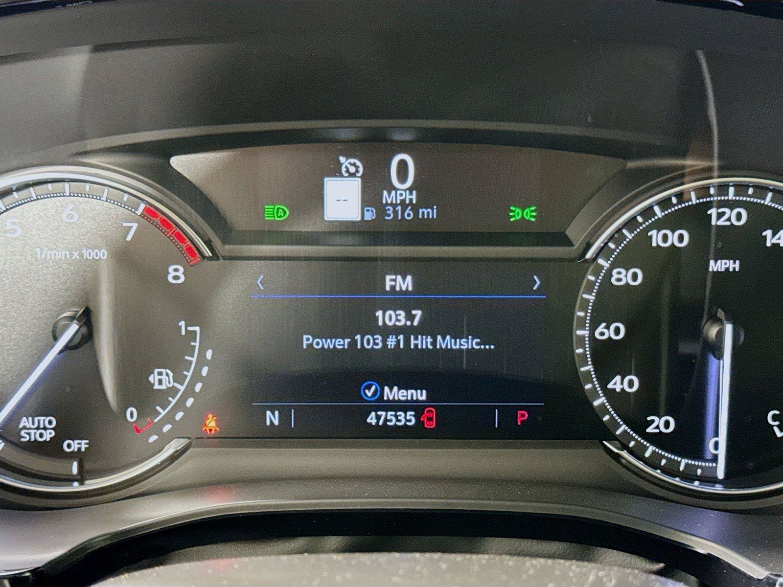 Used 2025 Cadillac XT5 Premium Luxury FWD image 10