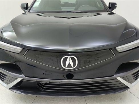 Used 2024 Acura ZDX A-Spec image 8