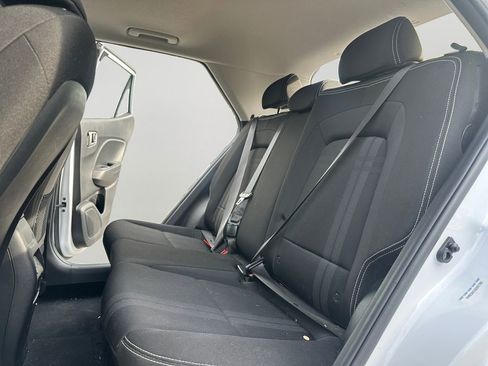 Used 2025 Hyundai Venue SEL FWD image 24