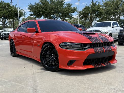 Used 2021 Dodge Charger Scat Pack w/ Dynamics Package RWD image 2