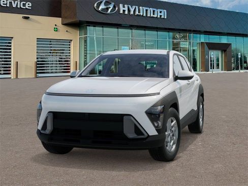 New 2026 Hyundai Kona SE image 6