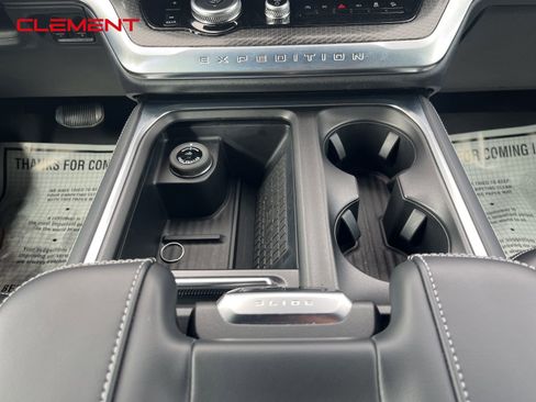 New 2025 Ford Expedition Platinum w/ Stealth Performance Package image 12