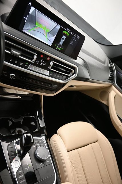 Used 2022 BMW X3 sDrive30i RWD image 17