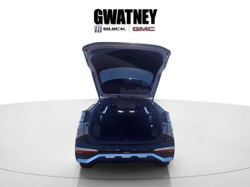 Used 2023 Kia Sportage SX image 9