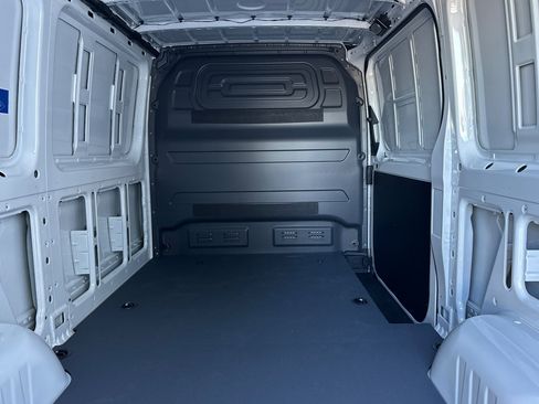 New 2026 Mercedes-Benz Sprinter 2500 image 14