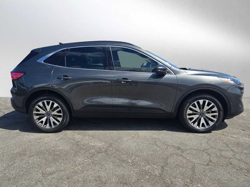 Used 2020 Ford Escape Titanium w/ Titanium Premium Package 2.0 image 8