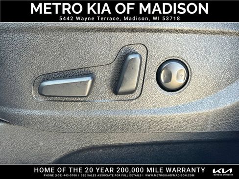 Used 2022 Kia Telluride EX w/ EX Premium Package AWD/4WD image 14