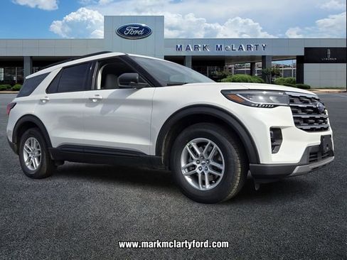 New 2026 Ford Explorer Active w/ Active Comfort Package image 4