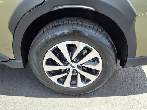 Certified 2025 Subaru Outback Premium w/ Popular Package #1A image 14