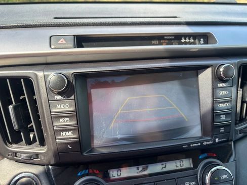 Used 2017 Toyota RAV4 Limited FWD image 34