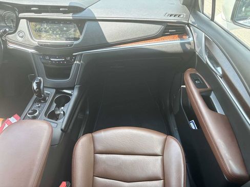 Used 2023 Cadillac XT5 Sportv AWD/4WD image 31