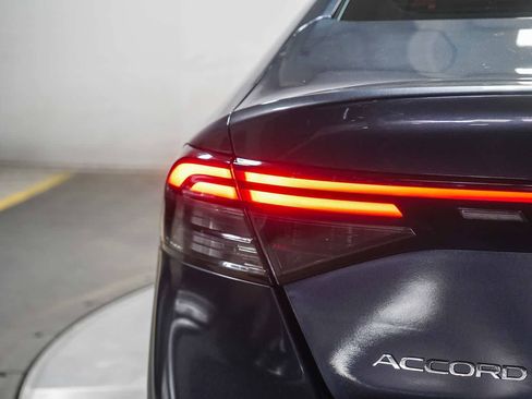 Used 2024 Honda Accord EX image 11