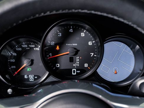 Used 2024 Porsche 718 Cayman RWD image 22