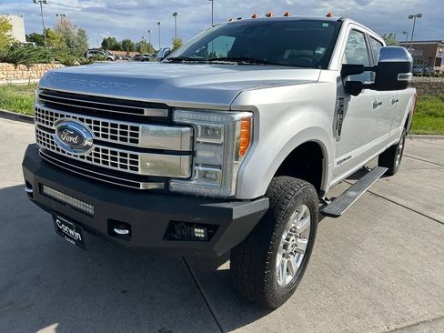 Used 2017 Ford F350 Platinum w/ Platinum Ultimate Package AWD/4WD image 3