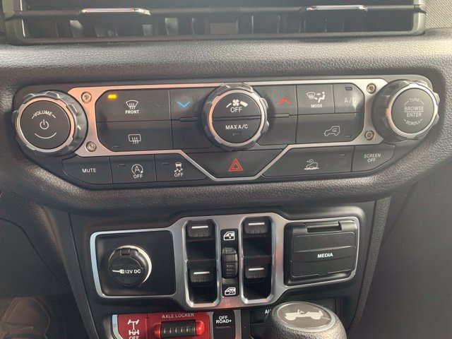 Used 2025 Jeep Wrangler Unlimited Sport AWD/4WD image 33