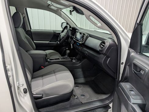 Used 2023 Toyota Tacoma SR image 27