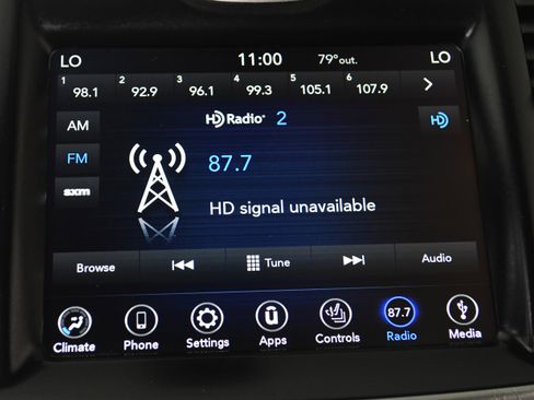 Used 2019 Chrysler 300 Touring L w/ Quick Order Package 22F image 17