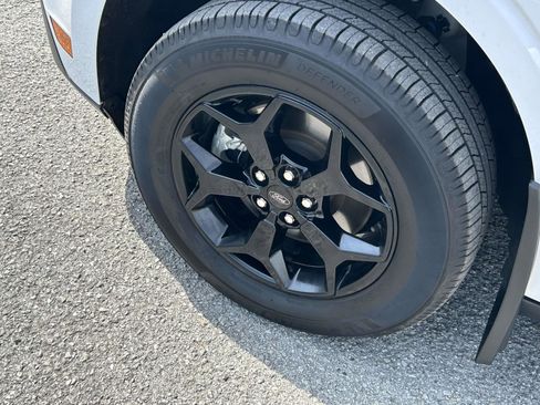 Used 2023 Ford Maverick XLT w/ Equipment Group 300A Standard image 9