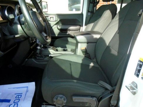 Used 2020 Jeep Wrangler Unlimited Sport S image 12