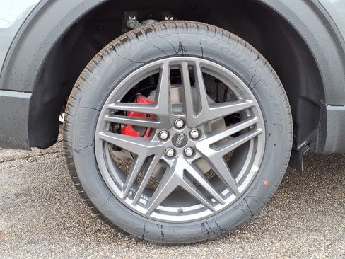 New 2026 Ford Explorer ST-Line image 8