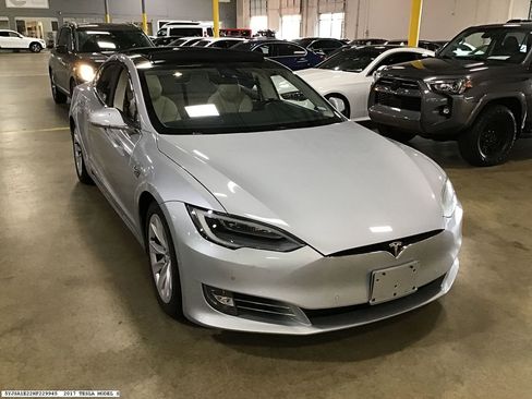 Used 2017 Tesla Model S 100D AWD/4WD image 5