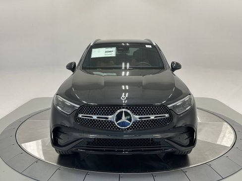New 2026 Mercedes-Benz GLC 300 image 2