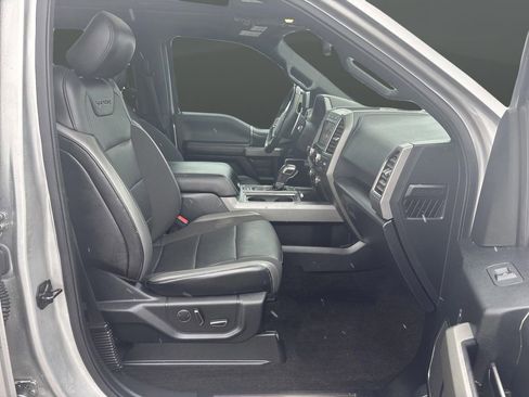 Used 2019 Ford F150 Raptor w/ Equipment Group 802A Luxury image 30