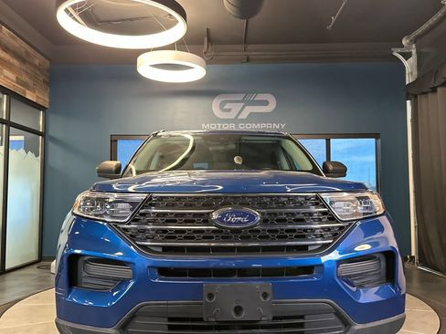 Used 2022 Ford Explorer XLT w/ Class IV Trailer Tow Package AWD/4WD image 8