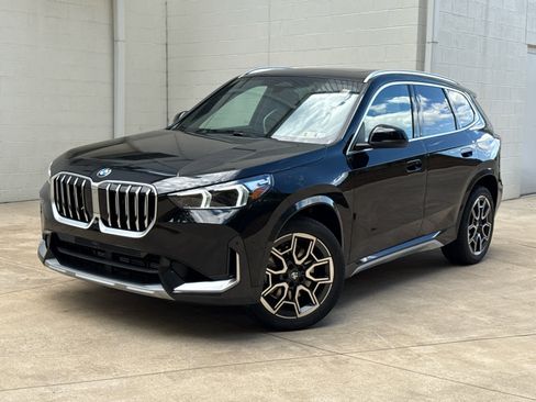 Used 2026 BMW X1 xDrive28i image 1