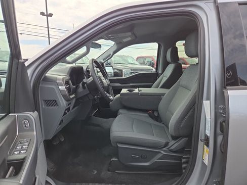 Used 2025 Ford F150 XLT w/ Equipment Group 301A Standard AWD/4WD image 9