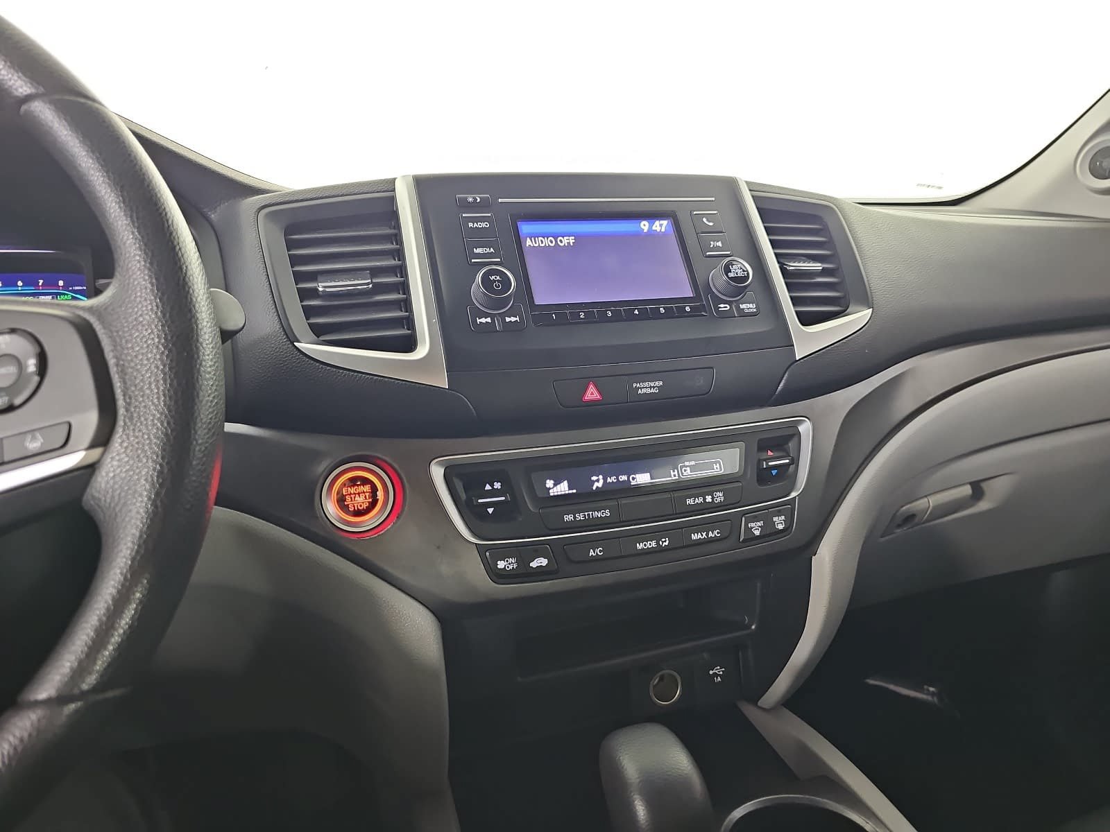 Used 2020 Honda Pilot LX image 19