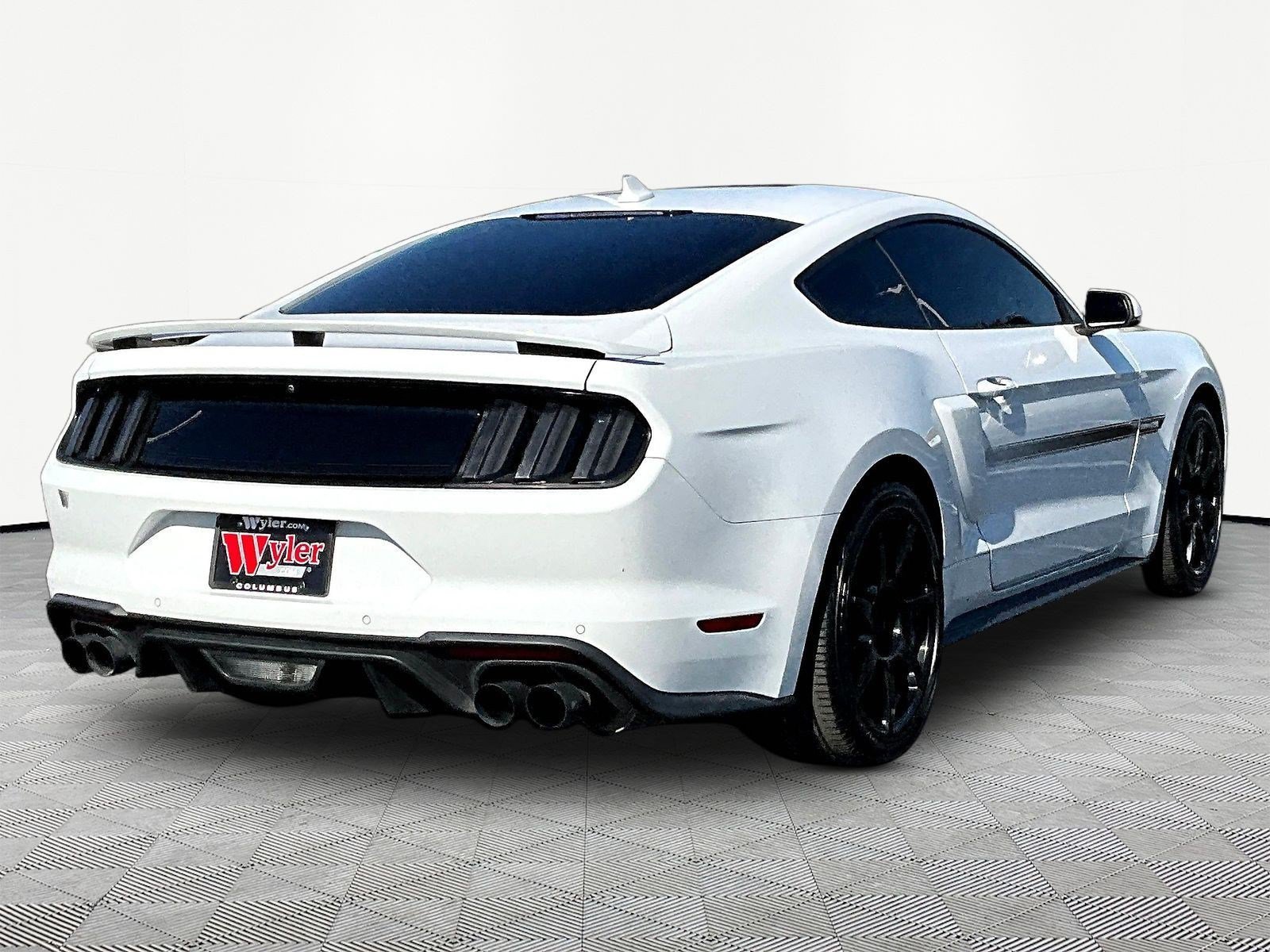 Used 2021 Ford Mustang GT Premium w/ Equipment Group 401A RWD image 6