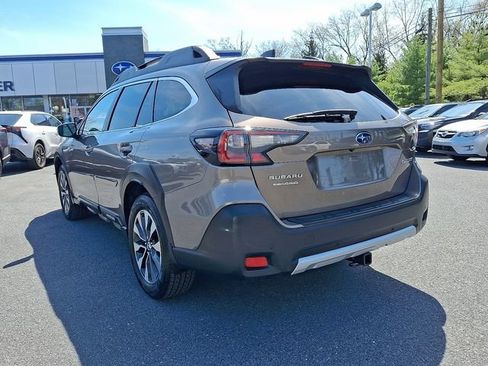 Used 2023 Subaru Outback Limited AWD/4WD image 6