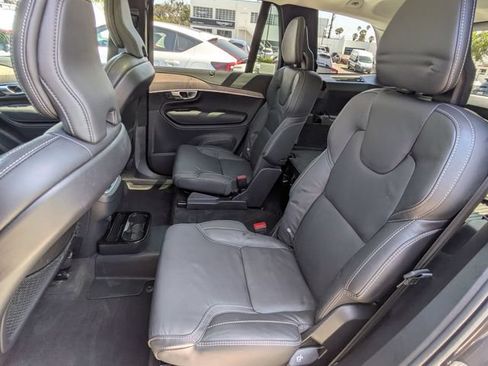 Certified 2024 Volvo XC90 B6 Ultimate w/ Lounge Package AWD/4WD image 26