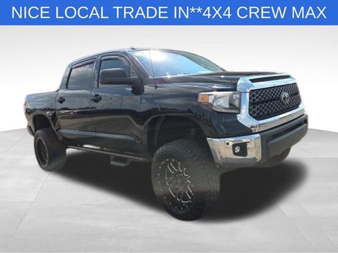 Used 2019 Toyota Tundra SR5 w/ Convenience Package AWD/4WD image 1